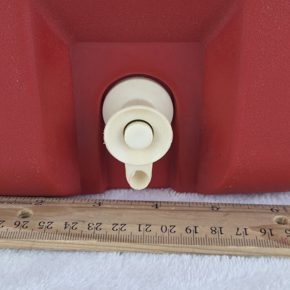 Vintage Igloo Snowflake 1 Gallon Water Cooler Jug Hot/Cold Red White Camping - Picture 5 of 16